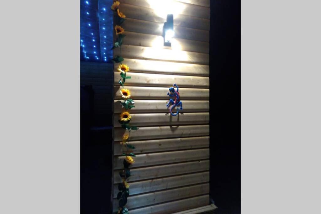 The Cottage - Hot Tub - Nr Glasgow - Self Check-In Coatbridge Dış mekan fotoğraf